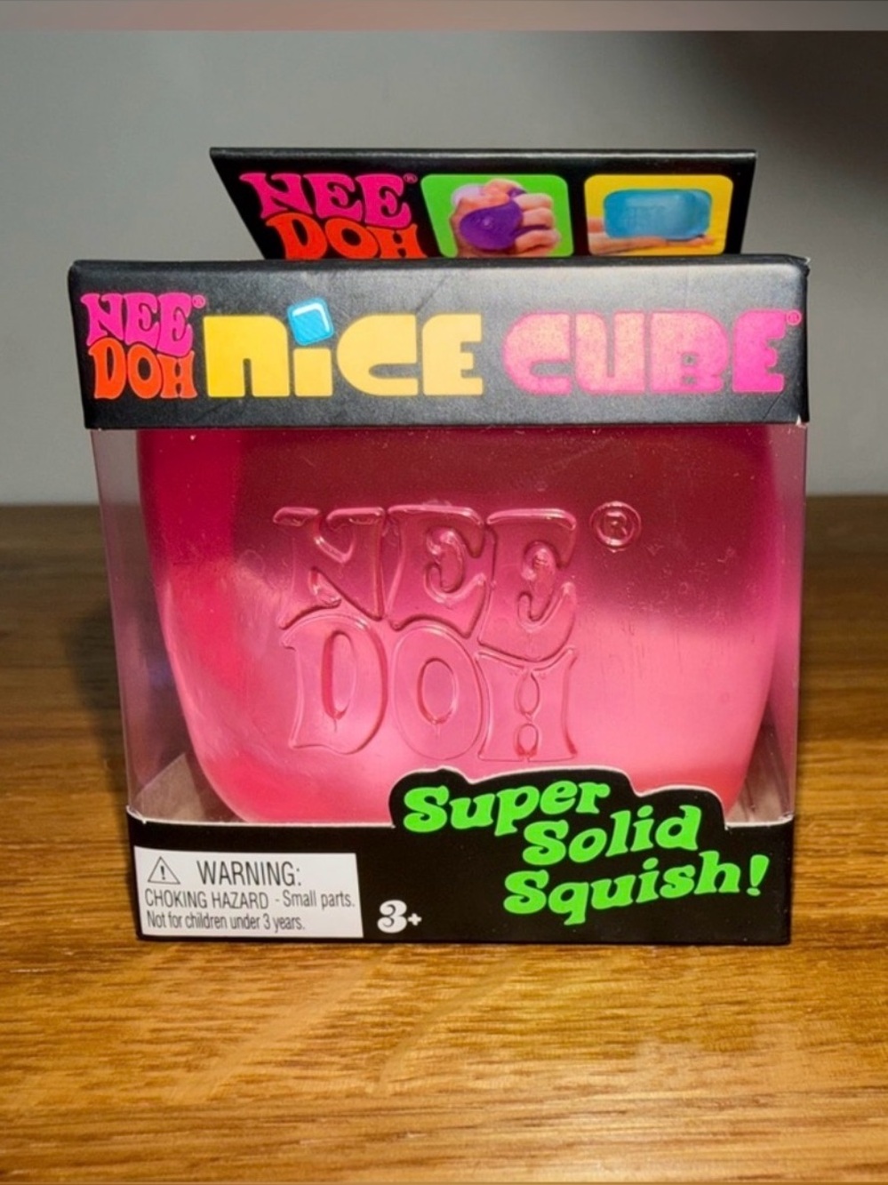 NeeDoh Nice Cube Pink Sugar Squishy Squeezy Sensory Fidget